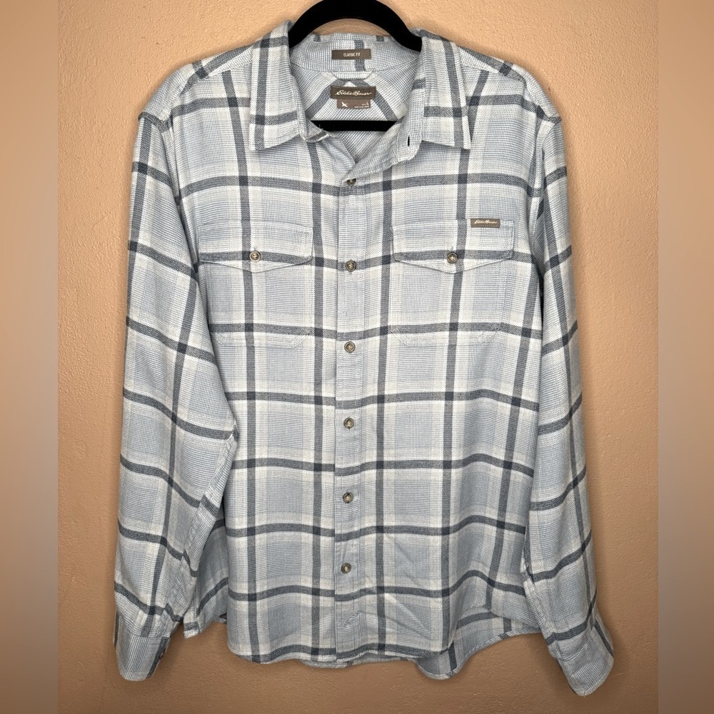 Eddie Bauer Classic Fit Men's Blue White Plaid Button Down Flannel Size Large